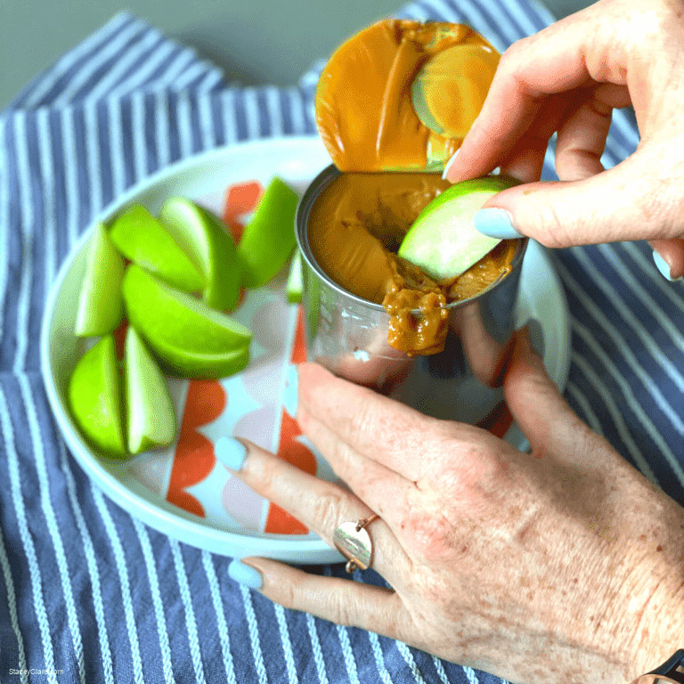 slow-cooker-sweetened-condensed-milk-caramel-1